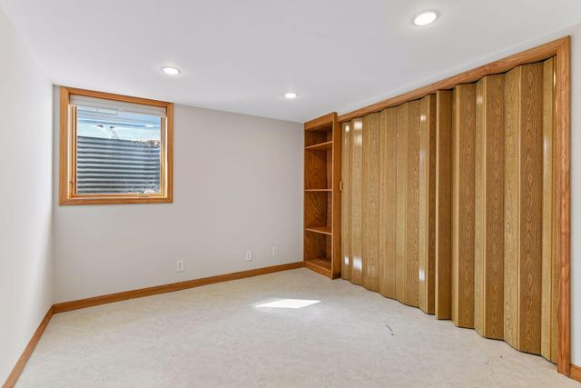 5521 Cumberland Road, Minneapolis, MN 55410