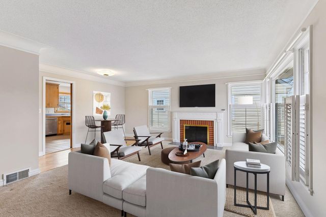 5521 Cumberland Road, Minneapolis, MN 55410