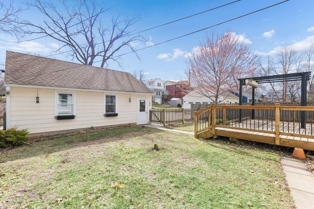 5521 Cumberland Road, Minneapolis, MN 55410