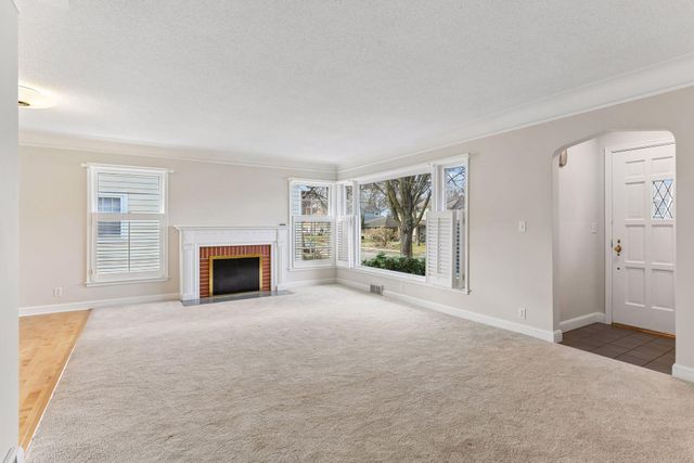 5521 Cumberland Road, Minneapolis, MN 55410