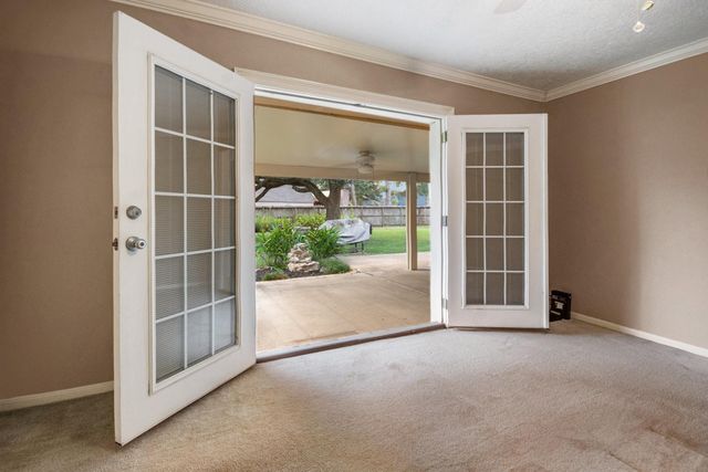 1806 Mcginnis Drive, Pearland, TX 77581