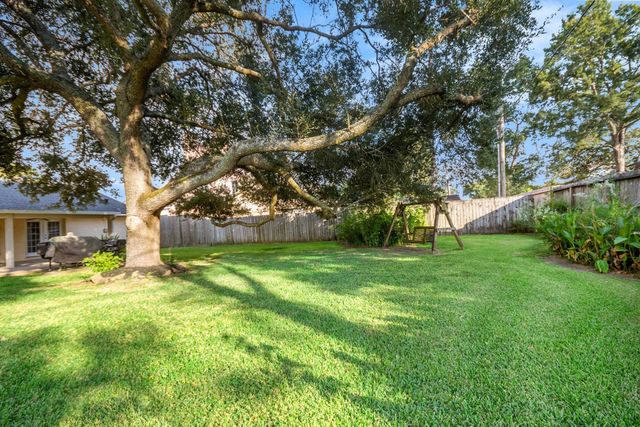 1806 Mcginnis Drive, Pearland, TX 77581