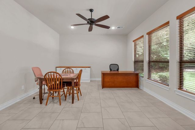 26123 E Crown Crossing Drive, Montgomery, TX 77316
