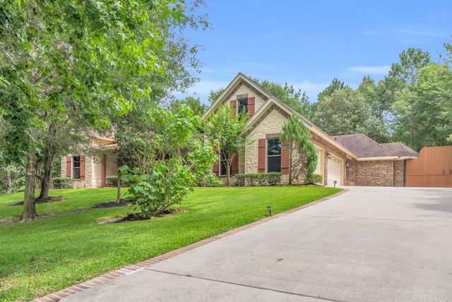 26123 E Crown Crossing Drive, Montgomery, TX 77316