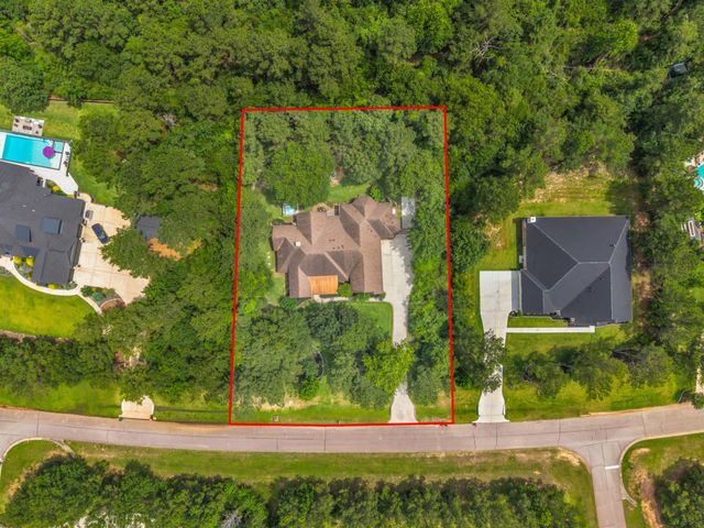26123 E Crown Crossing Drive, Montgomery, TX 77316