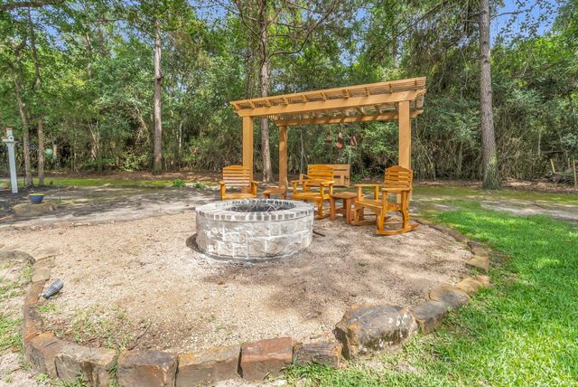26123 E Crown Crossing Drive, Montgomery, TX 77316
