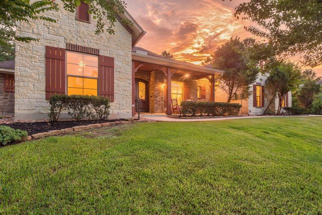 26123 E Crown Crossing Drive, Montgomery, TX 77316