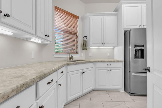 26123 E Crown Crossing Drive, Montgomery, TX 77316
