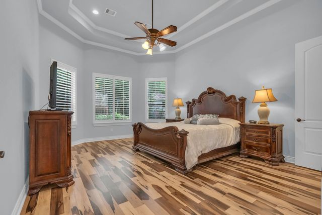26123 E Crown Crossing Drive, Montgomery, TX 77316