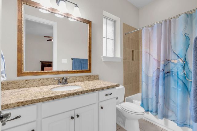 26123 E Crown Crossing Drive, Montgomery, TX 77316