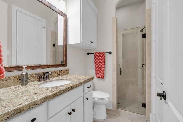 26123 E Crown Crossing Drive, Montgomery, TX 77316