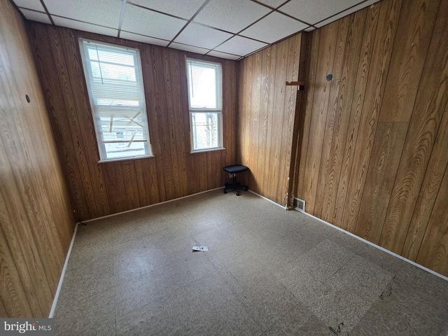 2852 N MASCHER ST, Philadelphia, PA 19133