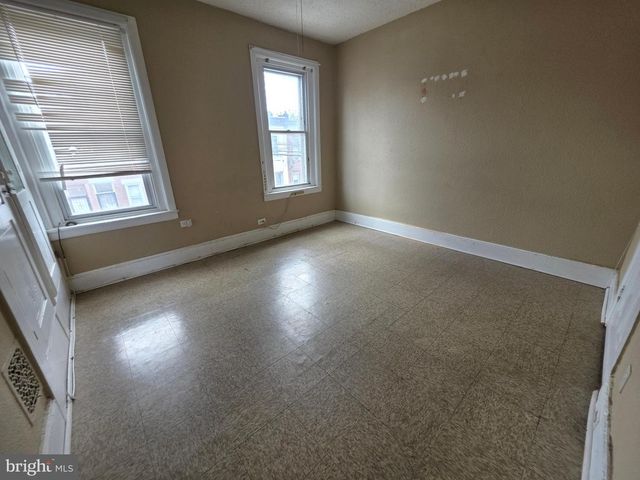 2852 N MASCHER ST, Philadelphia, PA 19133