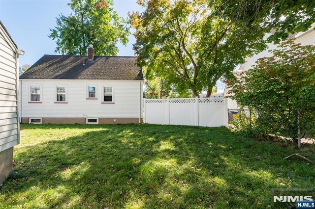 301 Birchwood Road, New Milford, NJ 07646