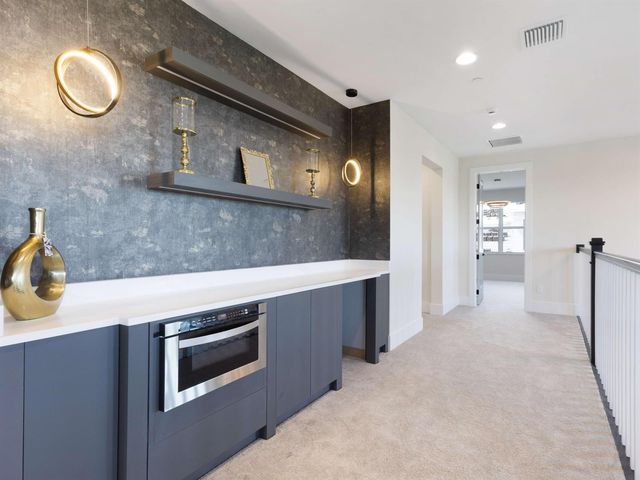 9124 Coral Isles Circle, Palm Beach Gardens, FL 33412