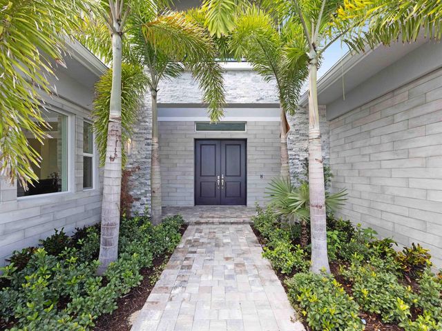 9124 Coral Isles Circle, Palm Beach Gardens, FL 33412