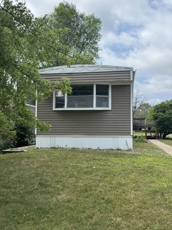 143 Judith Drive, Chaska, MN 55318 — photo 3