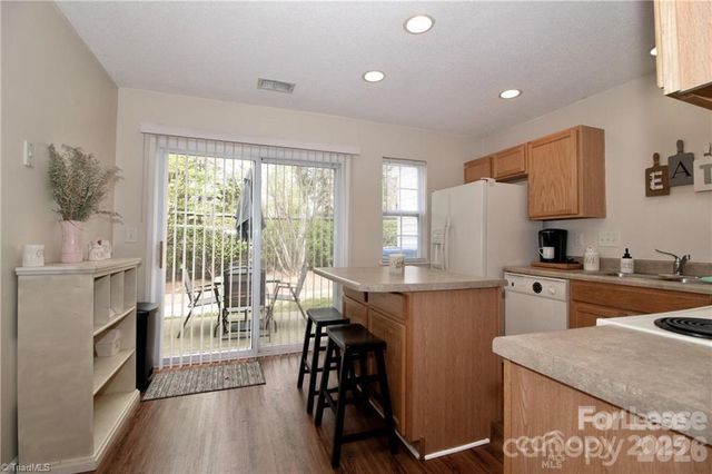 137 Lynch Circle, Mooresville, NC 28117