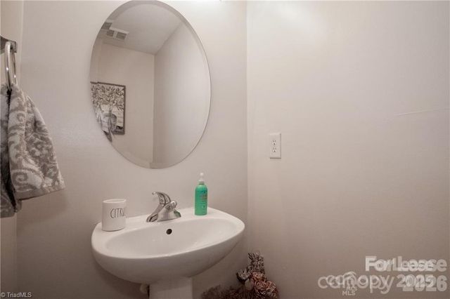 137 Lynch Circle, Mooresville, NC 28117