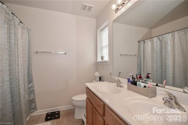 137 Lynch Circle, Mooresville, NC 28117