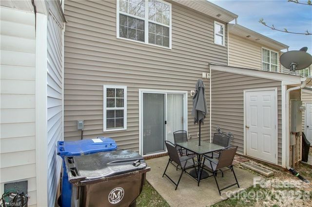 137 Lynch Circle, Mooresville, NC 28117