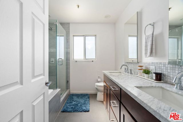 12011 Goshen Avenue 305, Los Angeles, CA 90049