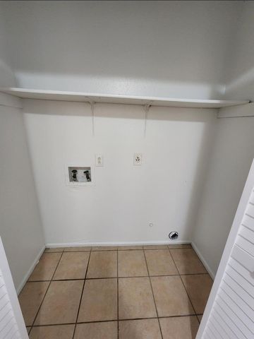 3615 Anetta Dr, Midland, TX 79703