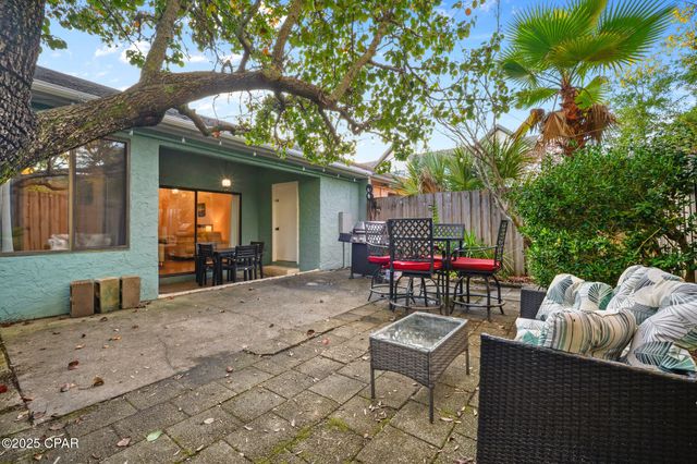 8520 N Lagoon Drive, Panama City, FL 32408