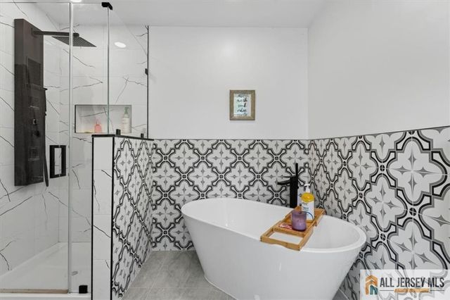 65 Hollywood Avenue, Metuchen, NJ 08840