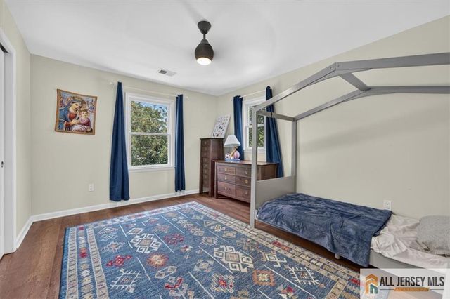 65 Hollywood Avenue, Metuchen, NJ 08840