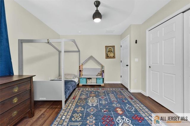 65 Hollywood Avenue, Metuchen, NJ 08840