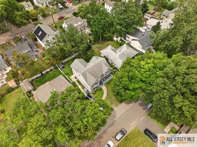 65 Hollywood Avenue, Metuchen, NJ 08840
