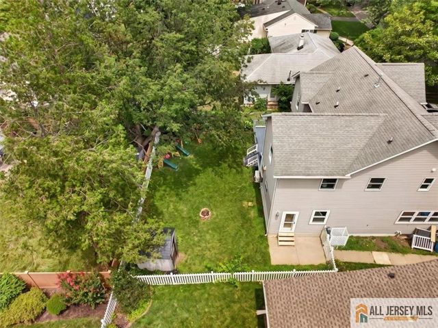 65 Hollywood Avenue, Metuchen, NJ 08840