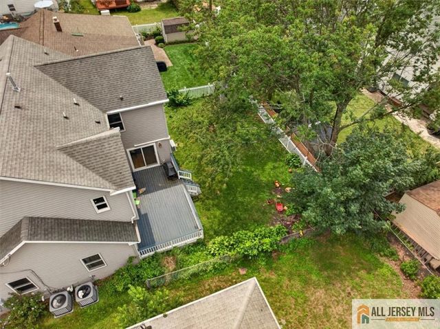 65 Hollywood Avenue, Metuchen, NJ 08840
