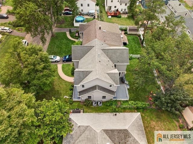 65 Hollywood Avenue, Metuchen, NJ 08840