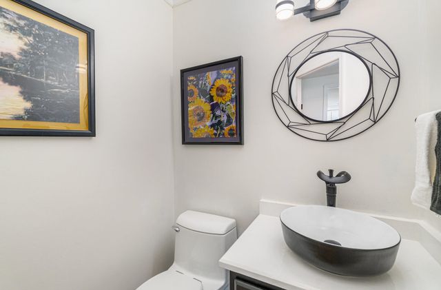 943 Lakepointe Court, Union, KY 41091