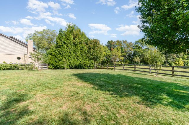943 Lakepointe Court, Union, KY 41091