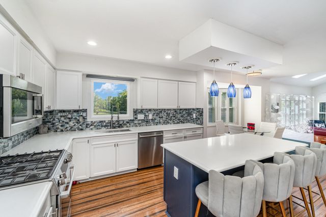 943 Lakepointe Court, Union, KY 41091