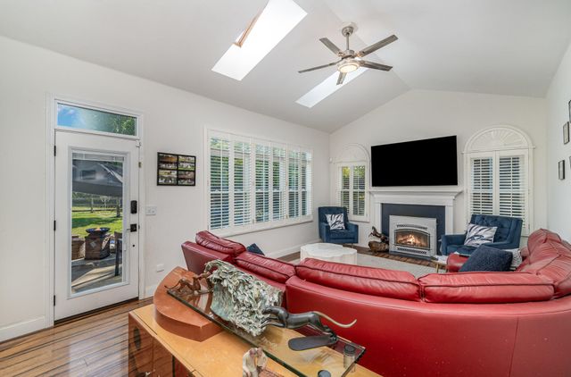 943 Lakepointe Court, Union, KY 41091