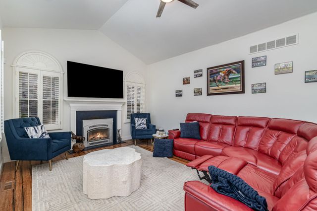 943 Lakepointe Court, Union, KY 41091