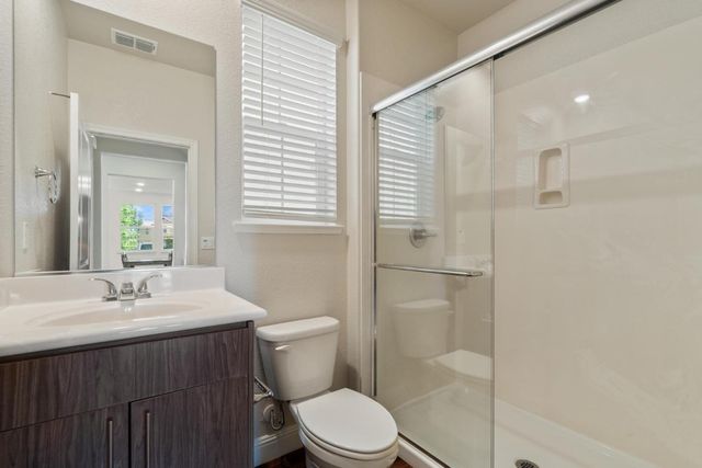 10775 Portico Cir, Rancho Cordova, CA 95670
