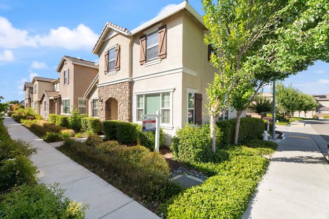 10775 Portico Cir, Rancho Cordova, CA 95670