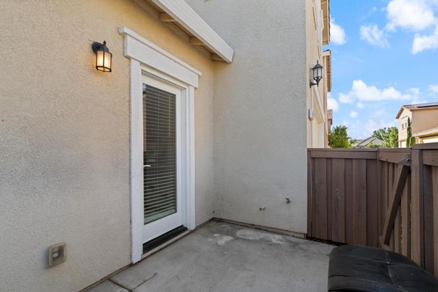 10775 Portico Cir, Rancho Cordova, CA 95670