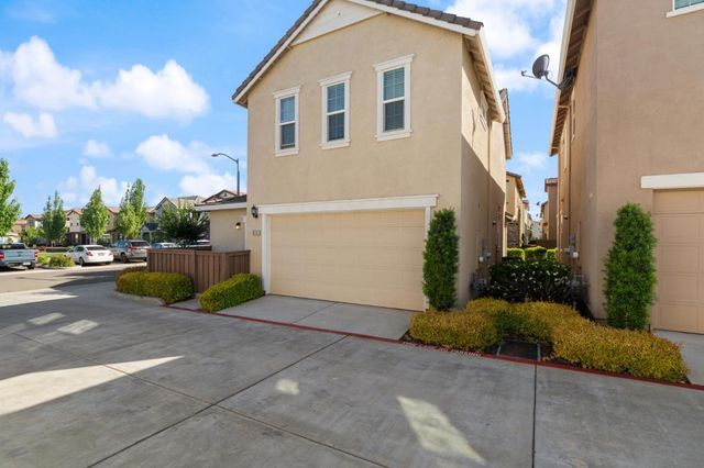 10775 Portico Cir, Rancho Cordova, CA 95670