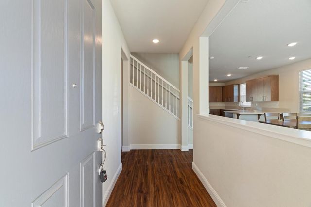 10775 Portico Cir, Rancho Cordova, CA 95670