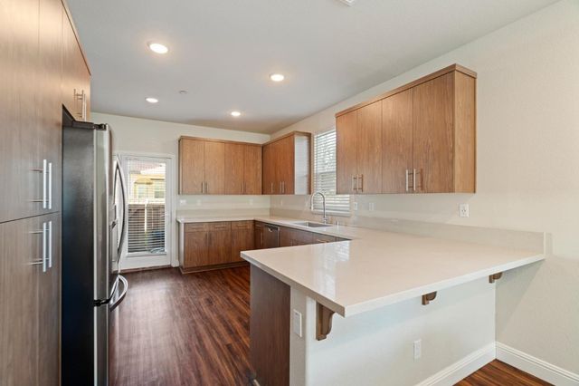 10775 Portico Cir, Rancho Cordova, CA 95670