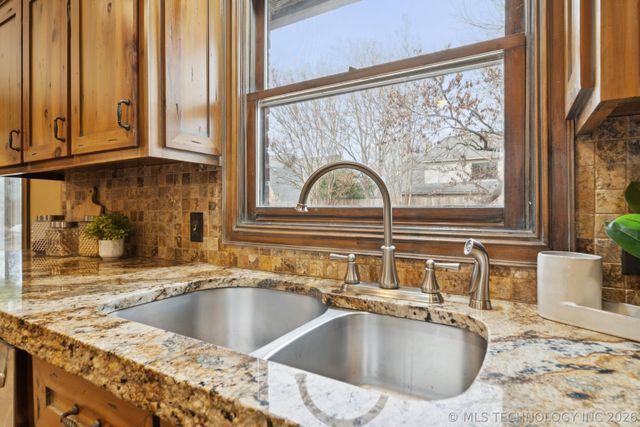 5111 E 108th Street, Tulsa, OK 74137