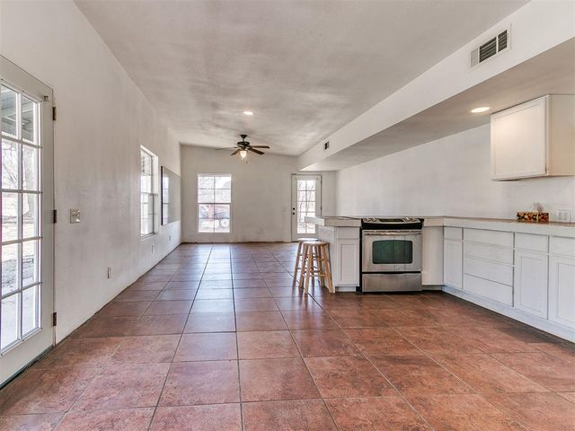 314 N Front Street, Noble, OK 73068