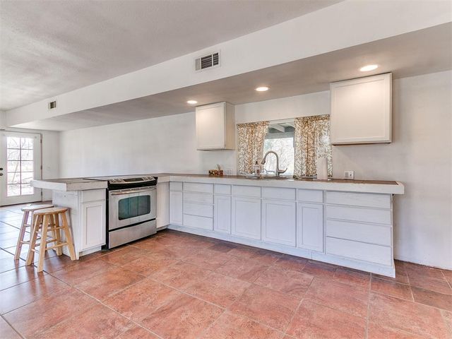 314 N Front Street, Noble, OK 73068