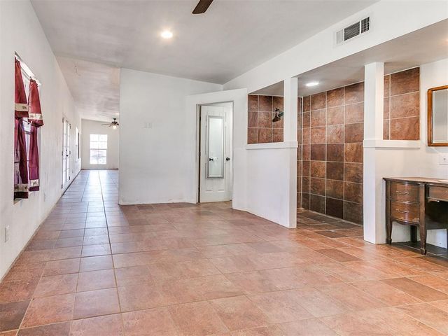 314 N Front Street, Noble, OK 73068